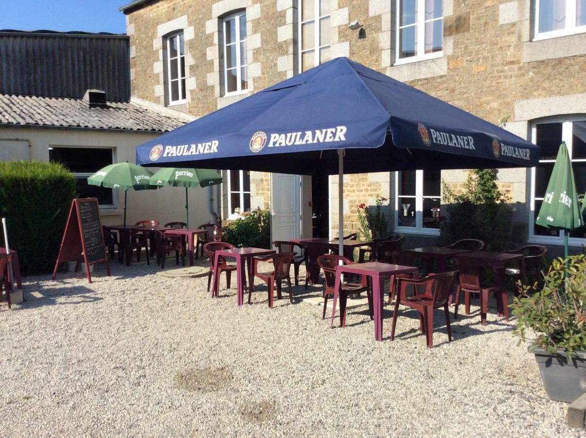 Au Pere Tranquille Hotel Tinchebray-Bocage Exterior photo